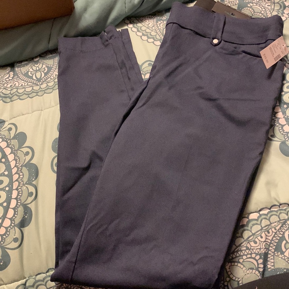 Maurice’s Skinny Pants! Pull on Bengaline skinny ankle pants! Mid rise.